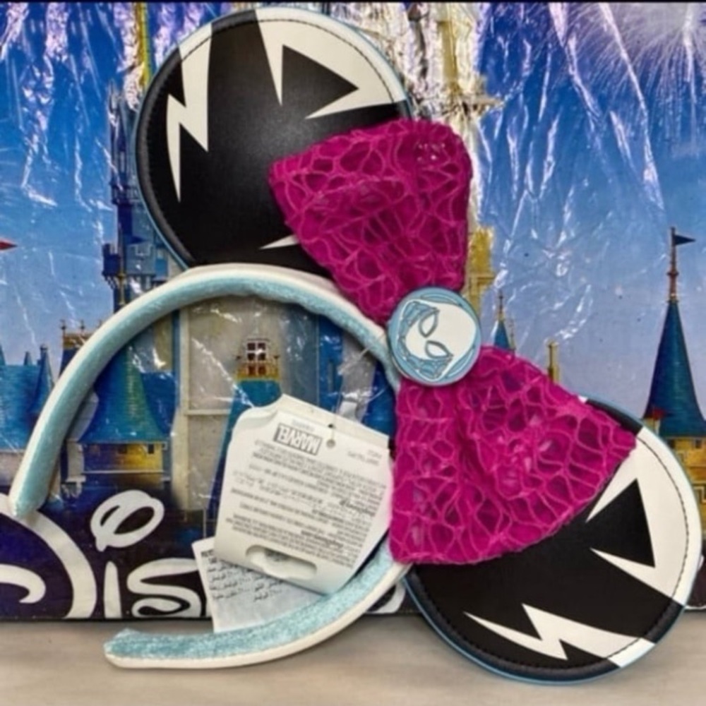 Disney parks spider Gwen Minnie Mouse ears NWT